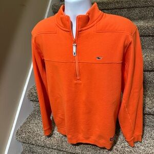 Like new *Vineyard Vines* soft men’s warm pullover sweatshirt - M - four logos!